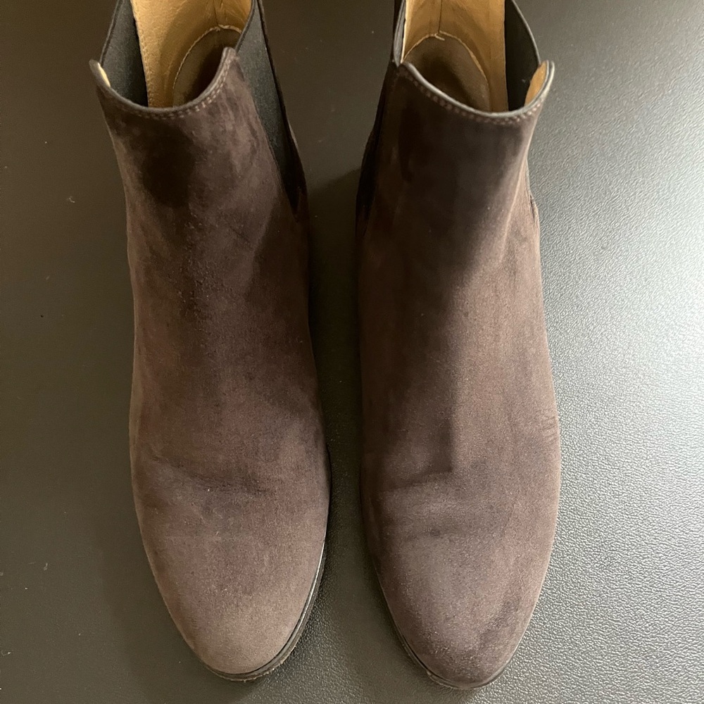 womens VARDA Brown Suede Chelsea Boots - Classic Slip-On Ankle Boot